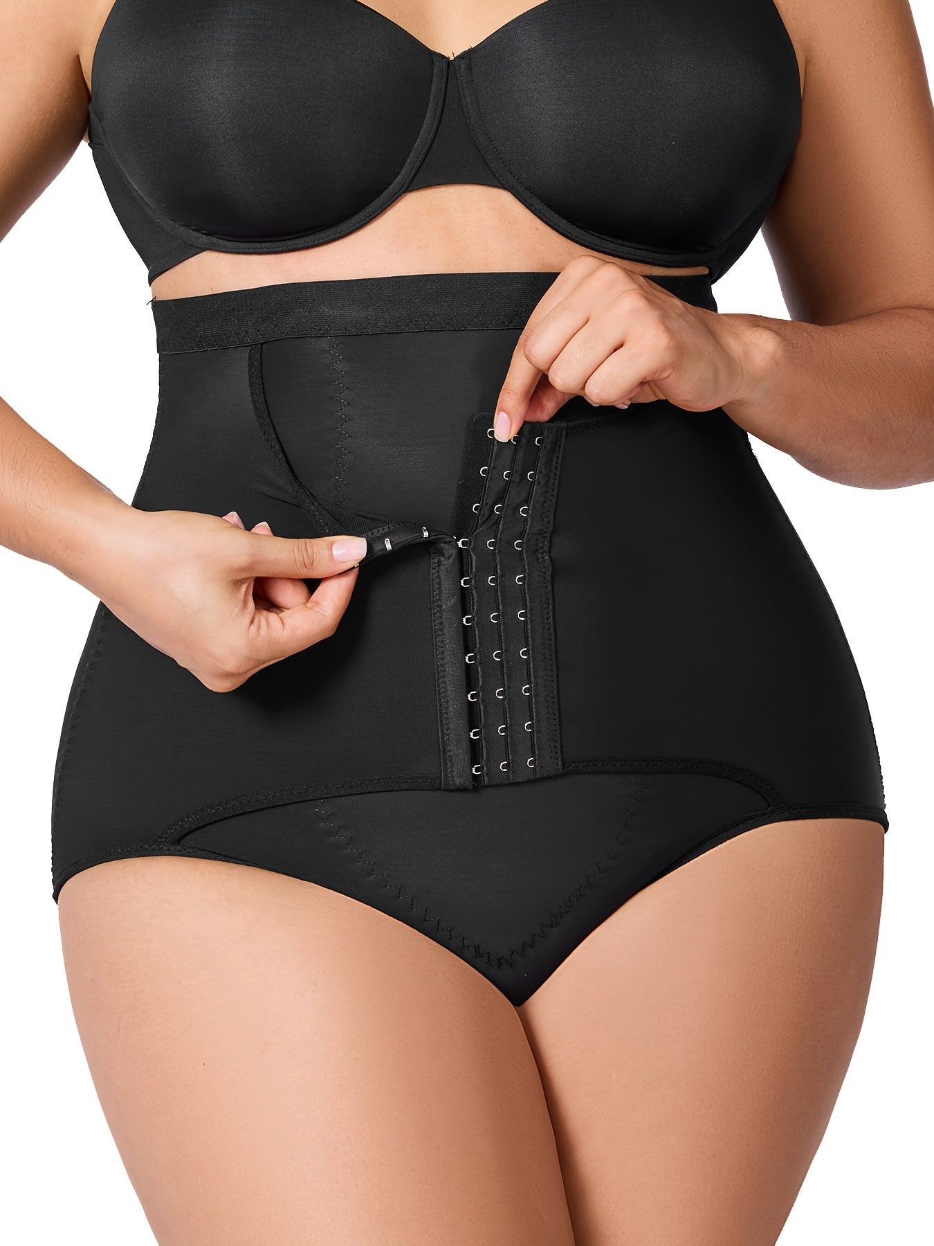 Anti-slip tummy control shapewear that stays in place all day without rolling down.
