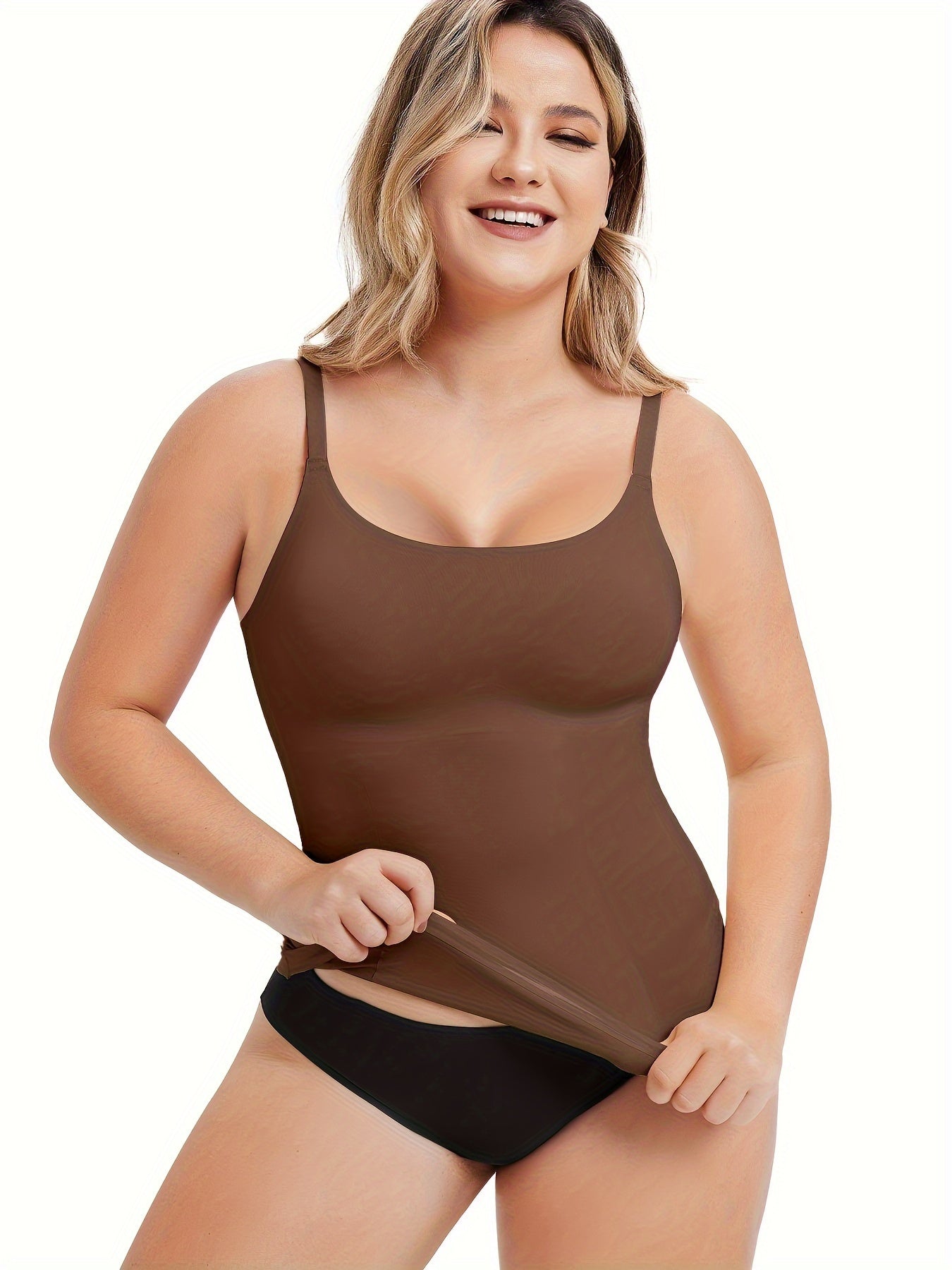 Slimming tank shaper for daily wear with extra comfort and supportive stretch.

