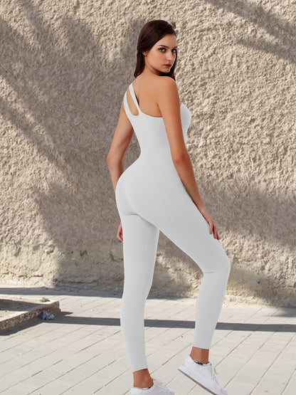 Ribbed full-body set with flattering cut and breathable fabric, perfect for yoga and gym workouts.

